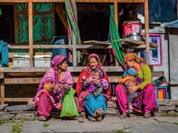 Wah! Ada Desa Mirip Baduy di Himalaya