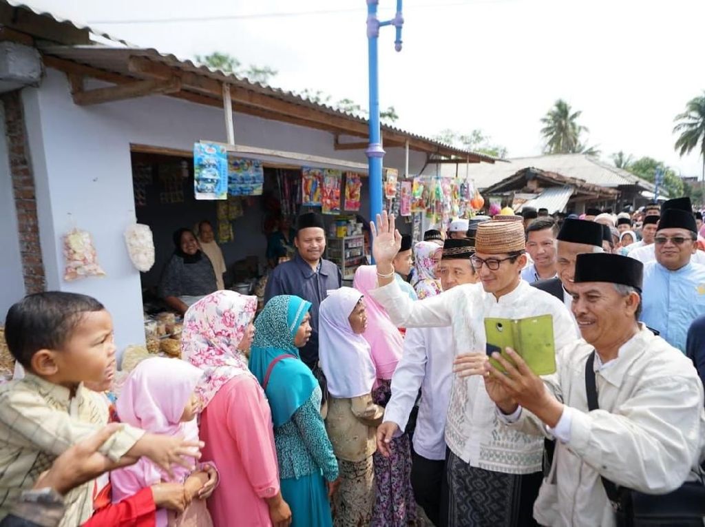 Di Magelang, Sandi Kagumi Geliat Ekonomi Sekitar Pengajian Pesantren Di Magelang, Sandi Kagumi Geliat Ekonomi Sekitar Pengajian Pesantren