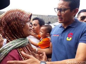 Begini Respons Sandiaga Saat Terima Curhatan Emak-emak Magelang