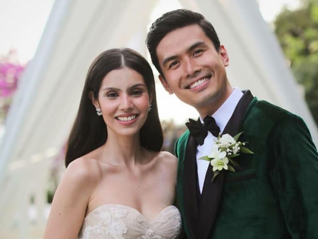 Dinikahi Christian Bautista di Bali, Kat Ramnani Cantik Bergaun Mermaid Dinikahi Christian Bautista di Bali, Kat Ramnani Cantik Bergaun Mermaid