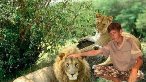 Liburan Mewah yang Kepergok Cuma Photoshop