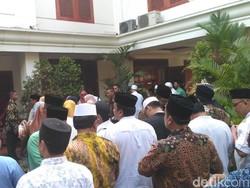 Prabowo Bertemu Organisasi Pemuda di Kertanegara