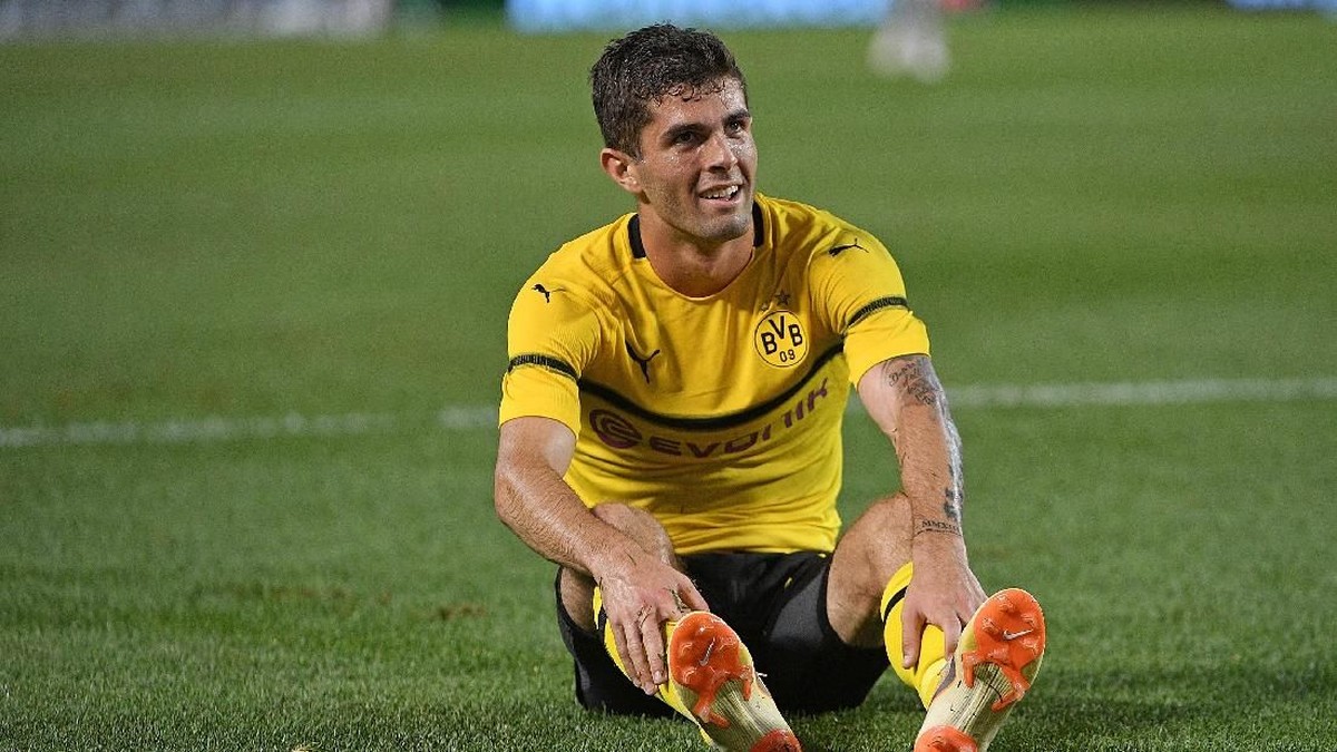 Christian Pulisic dipastikan tetap di Dortmund sampai akhir musim (Justin Berl/Getty Images)