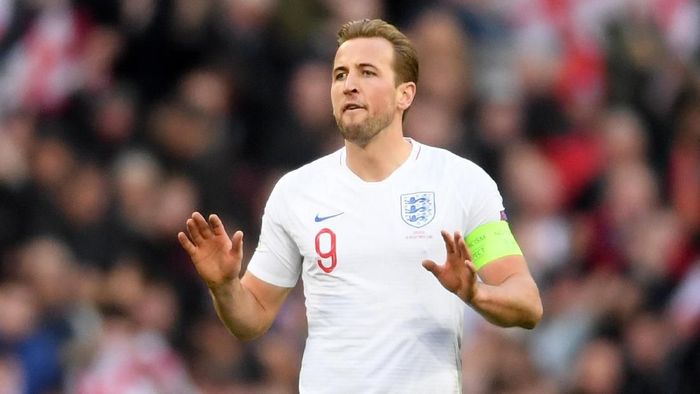 Harry Kane dipuji setinggi langit usai memenangkan Inggris atas Kroasia. (Foto: Laurence Griffiths/Getty Images) Harry Kane dipuji setinggi langit usai memenangkan Inggris atas Kroasia. (Foto: Laurence Griffiths/Getty Images)