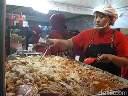 Wah! Makan Sego Soge Bukan Hanya Kenyang Tapi Didoakan Kaya Raya