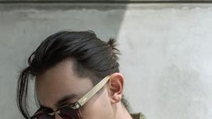 Duh! Manisnya Omar Daniel Saat Minum Kopi dan Makan Es Krim