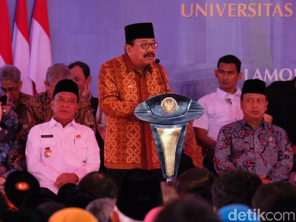 Soekarwo Lapor Harga Bahan dan Kebutuhan, Jokowi Senang