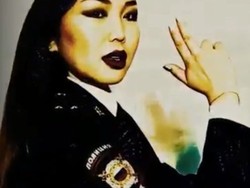 Polisi Menari Jadi Bintang Internet di Rusia