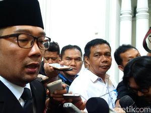 UMK 2019 Jabar, Ridwan Kamil Pastikan Sesuai Aturan UMK 2019 Jabar, Ridwan Kamil Pastikan Sesuai Aturan