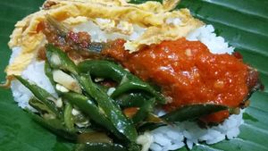Biar Sedikit Paling Nikmat Sarapan Nasi Perang dengan Kopi Hangat