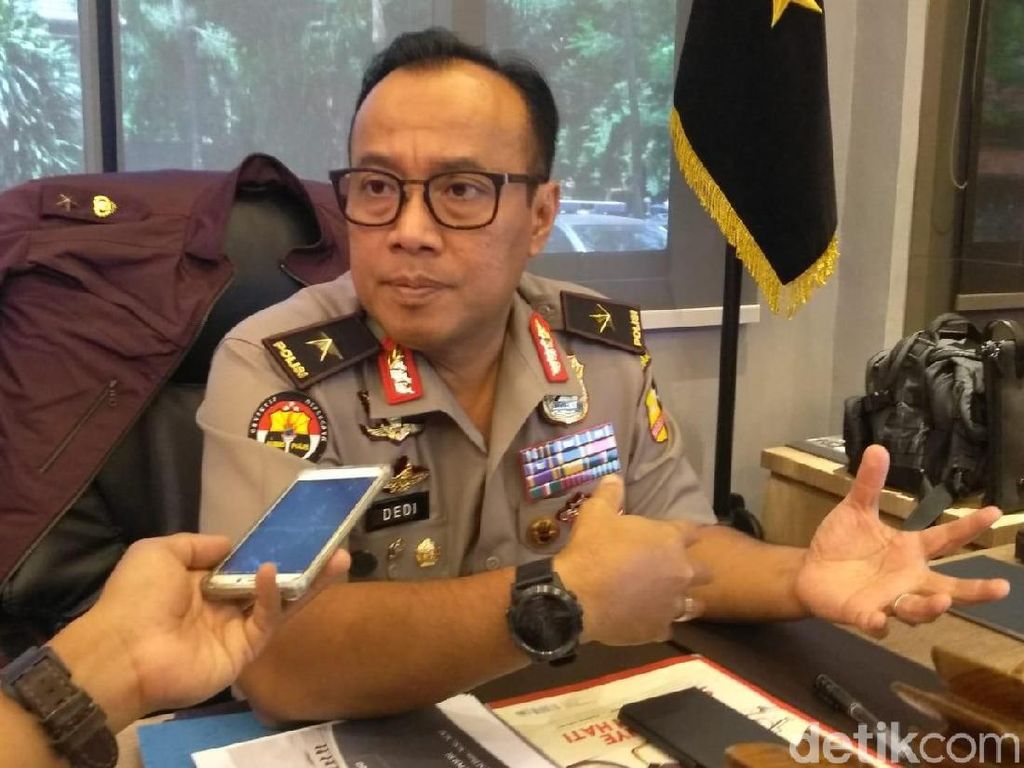 Jika Diminta Kemlu, Polri Siap Turun Tangan di Persoalan Habib Rizieq Jika Diminta Kemlu, Polri Siap Turun Tangan di Persoalan Habib Rizieq