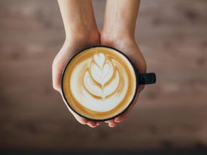 5 Sikap Pengunjung Coffee Shop Yang Paling Bikin Sebal Barista