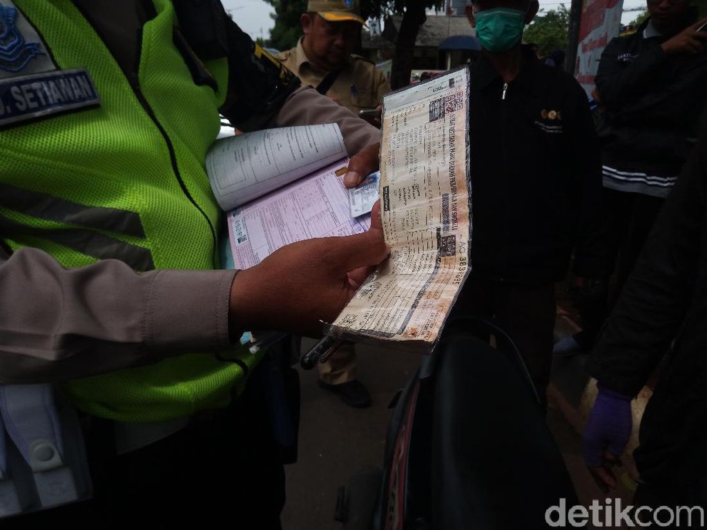 Gampang Banget! Perpanjang STNK Bisa Lewat LinkAja, Mau Coba? Gampang Banget! Perpanjang STNK Bisa Lewat LinkAja, Mau Coba?