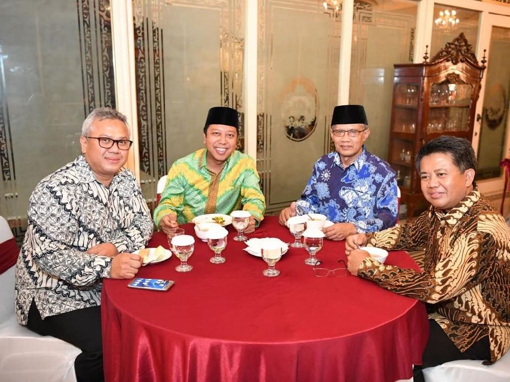 Milad Muhammadiyah Angkat Tema Taawun, Rommy: Indonesia Banget Milad Muhammadiyah Angkat Tema Taawun, Rommy: Indonesia Banget