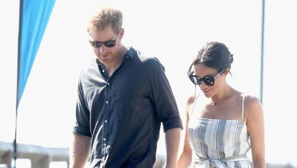 7 Gaya Terseksi Meghan Markle yang Melanggar Aturan Kerajaan Inggris