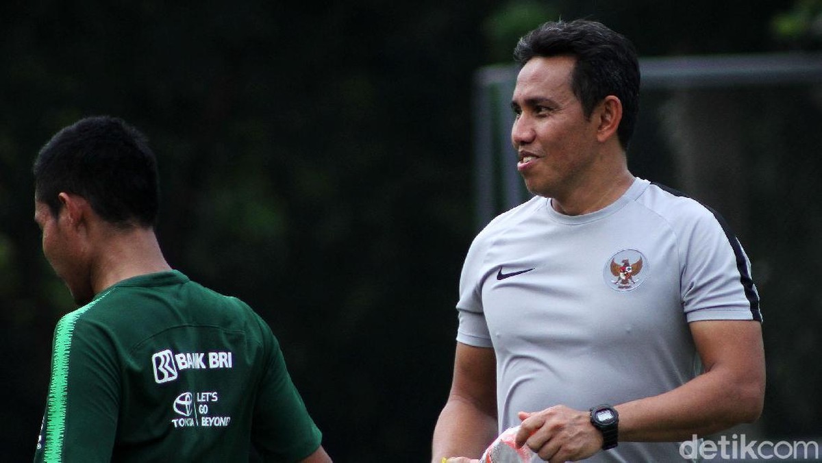 PSSI akan mengirim Bima Sakti ke Inggris (Foto: Rifkianto Nugroho)