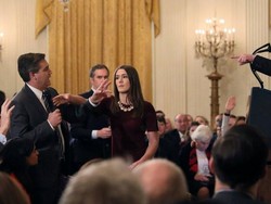 Wartawan CNN yang Cekcok dengan Trump Bisa Kembali ke Gedung Putih