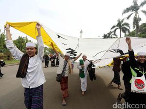 Suasana Peringatan Maulid Nabi di Monas