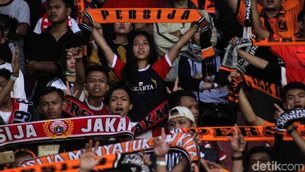 Didukung Penuh Jakmania, Macan Kemayoran Mengaum Keras di Kandang