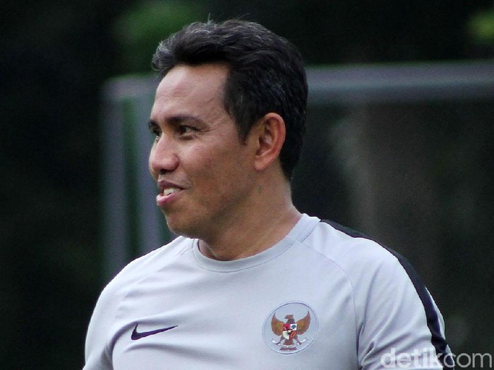 Bima Sakti adalah pelatih timnas Indonesia