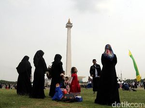 Kerukunan Lintas Agama Hidup di Kampung Seputar Ibu Kota Kerukunan Lintas Agama Hidup di Kampung Seputar Ibu Kota