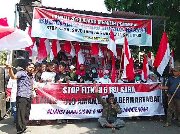 Aksi Mimbar Bebas Menolak Politik Fitnah dan Isu Sara