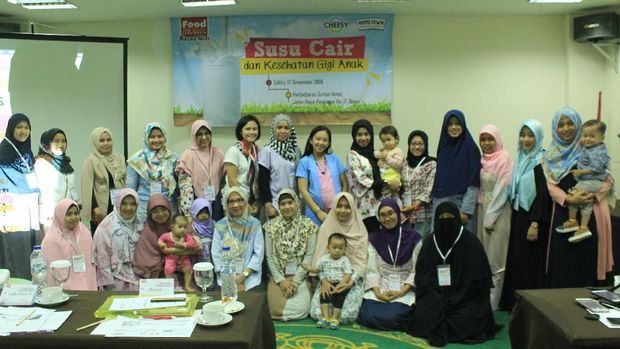 Seminar 'Susu Cair dan Kesehatan Gigi Anak'