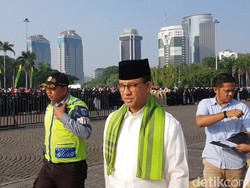 Anies Baswedan Hadiri Maulid Nabi di Monas