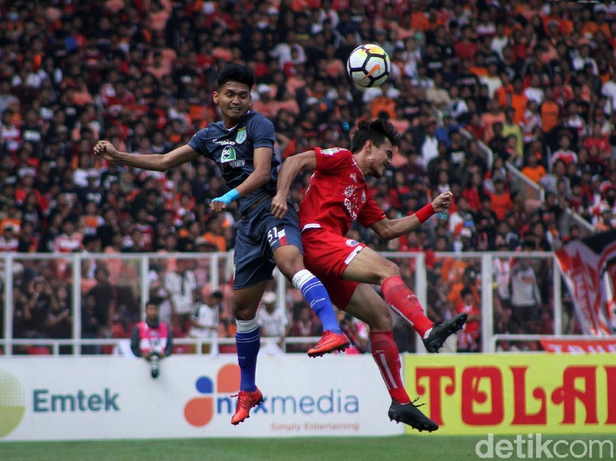 Rezaldi Hehanussa saat membela Persija Jakarta saat melawan Persela Lamongan. (Foto: Rifkianto Nugroho/detikcom)