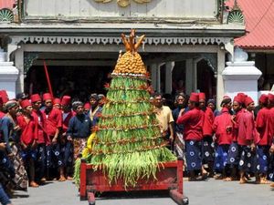 Ini 5 Makanan Tradisional yang Selalu Disajikan Saat Maulid Nabi Ini 5 Makanan Tradisional yang Selalu Disajikan Saat Maulid Nabi