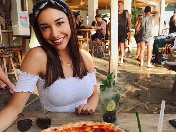 Ini Annisa, Kakak Amanda Rawles yang Cantik dan Hobi Kulineran