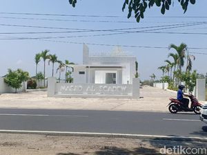 Unik, Masjid Al Scadew Sisca Dewi di Madiun Jadi Ajang Selfi