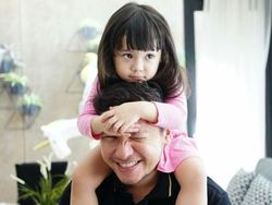 Aksi Gempi Saat Lagi Nyanyi yang Bikin Gemas