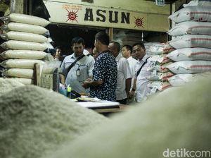 Tenang, Bulog Jatim Pastikan Stok Pangan Aman Jelang Nataru Tenang, Bulog Jatim Pastikan Stok Pangan Aman Jelang Nataru