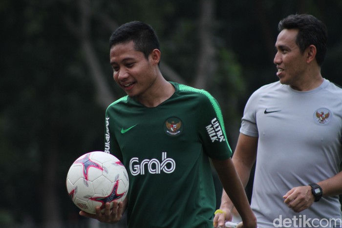 Evan Dimas