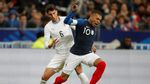 Ouch, Mbappe