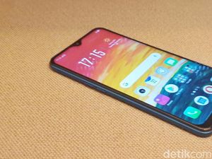Oppo A7 Mulai Dijual Offline Bulan Depan