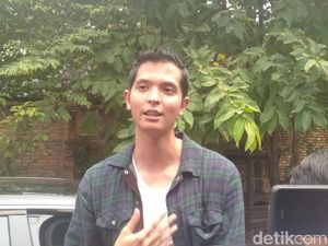 Keluarga Sayangkan Ada Gugatan Cerai di Rumah Tangga Gading-Gisel Keluarga Sayangkan Ada Gugatan Cerai di Rumah Tangga Gading-Gisel