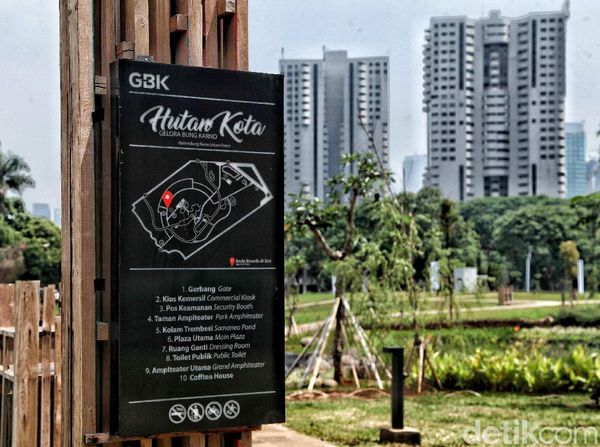 Melihat Hutan Kota di Jakarta