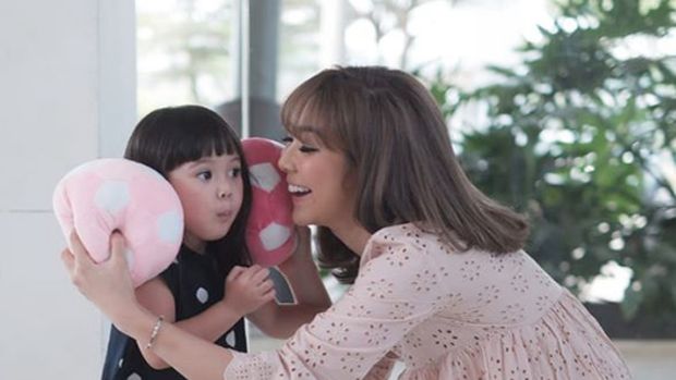 Perhatikan 5 Hal Saat Bicara Cerai ke Anak Balita