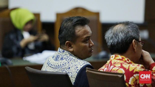 Irvanto Divonis 12 Tahun: Saya Tulang Punggung Keluarga