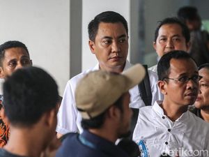 Ekspresi Fayakhun Saat Divonis 8 Tahun Penjara