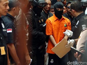 Polisi Rekonstruksi Penangkapan Pembunuh Satu Keluarga di Garut Besok Polisi Rekonstruksi Penangkapan Pembunuh Satu Keluarga di Garut Besok