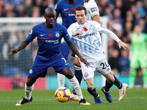Kante Bakal Jadi Pemain Chelsea Bergaji Tertinggi