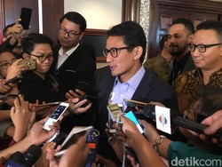 Kata Sandi soal Gaji Guru Rp 20 Juta