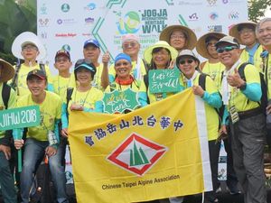 350 Wisatawan Mancanegara Jalan Kaki untuk Eksplor Yogya