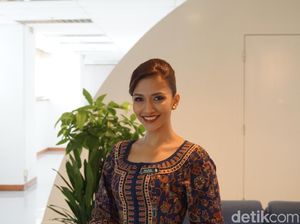 Cerita Suka Duka Bekerja Menjadi Pramugari Singapore Airlines
