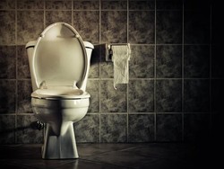 Alasan Kesehatan Kenapa Pria Perlu Cebok Usai Buang Air Kecil