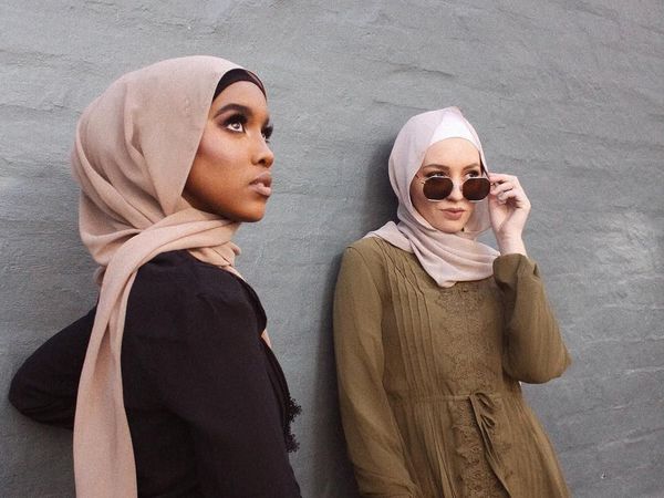 Deretan Pashmina Polos Dari Berbagai Negara, Indonesia Paling Murah