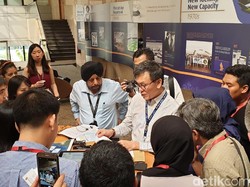 Ini Kerjaan Pilot Selain Terbangkan Pesawat